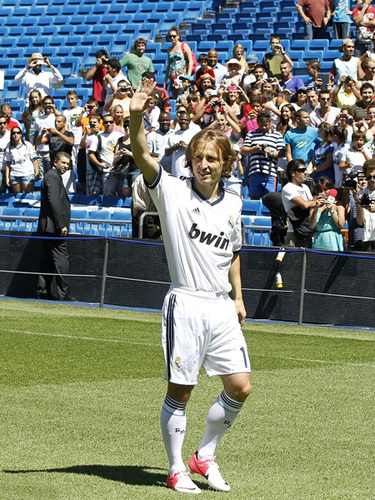 尤尔曼德：胜败乃足球的常态；我们和多特的表现非常接近