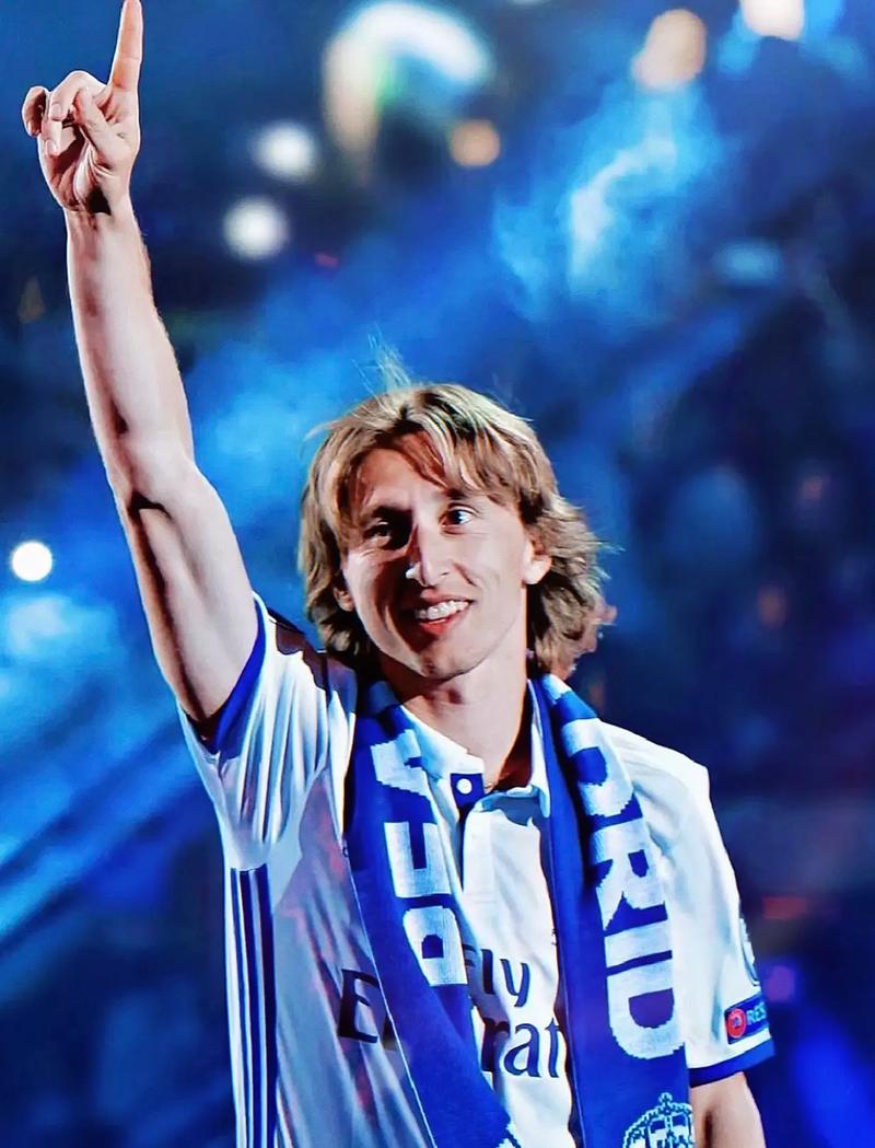 东体：海港计划1月中旬收队，俱乐部会评估合同到期球员