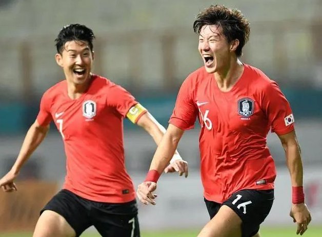 杨瀚森生涯首次首发可圈可点